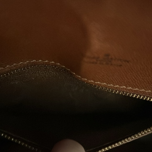 Authentic Lv purse - Picture 5 of 10